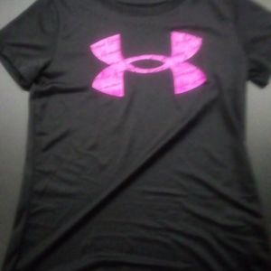 Under armor tee